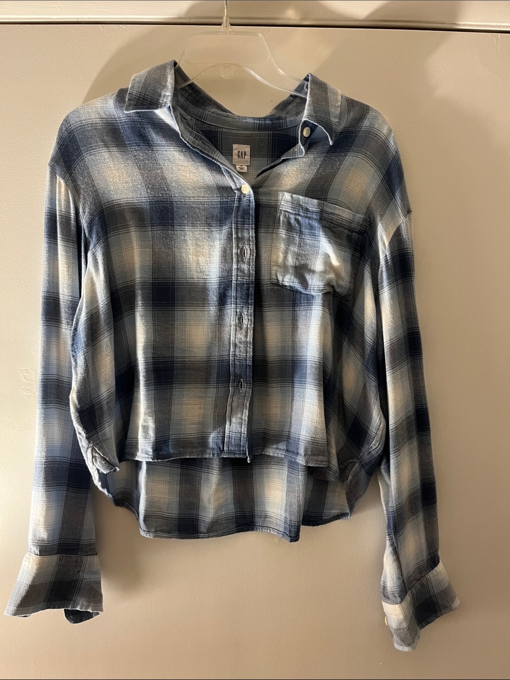 GAP Blue and Cream Plaid Button-Front Shirt